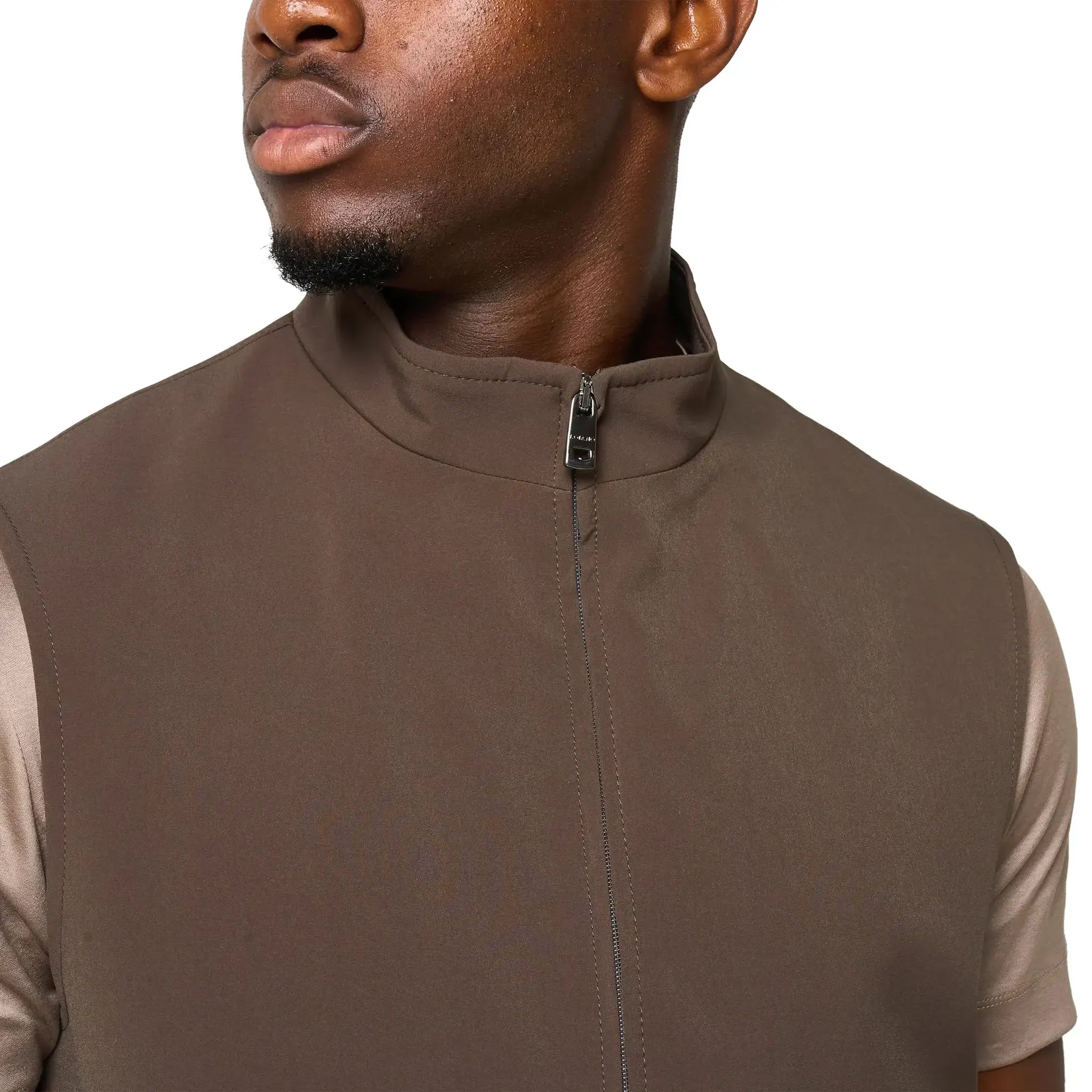 Detailed Front View of Loiano Tech Khaki Gilet